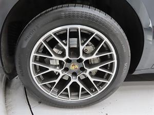 Porsche Macan - Vista 10