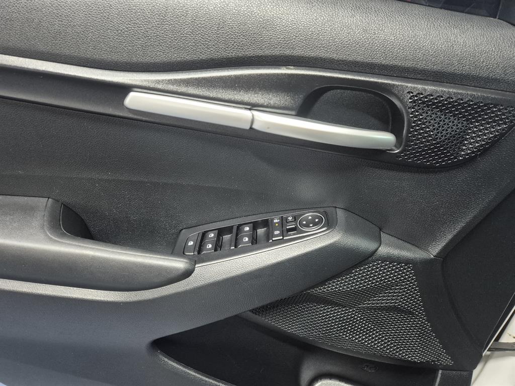 KIA Seltos 2024 Blanco - Importación desde Corea - HF Imports Iquique - Foto 14