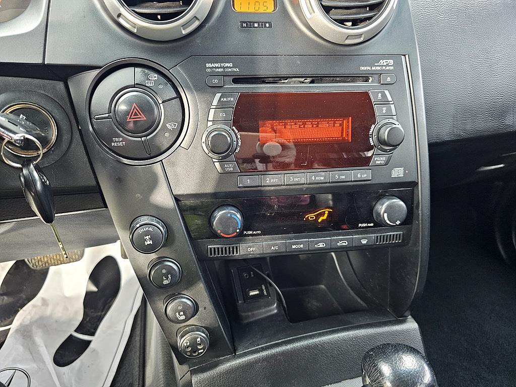 Ssangyong Action 2008 Blanco - Importación desde Corea - HF Imports Iquique - Foto 17