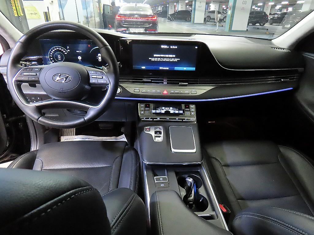 HYUNDAI Grandeur - Vista 10