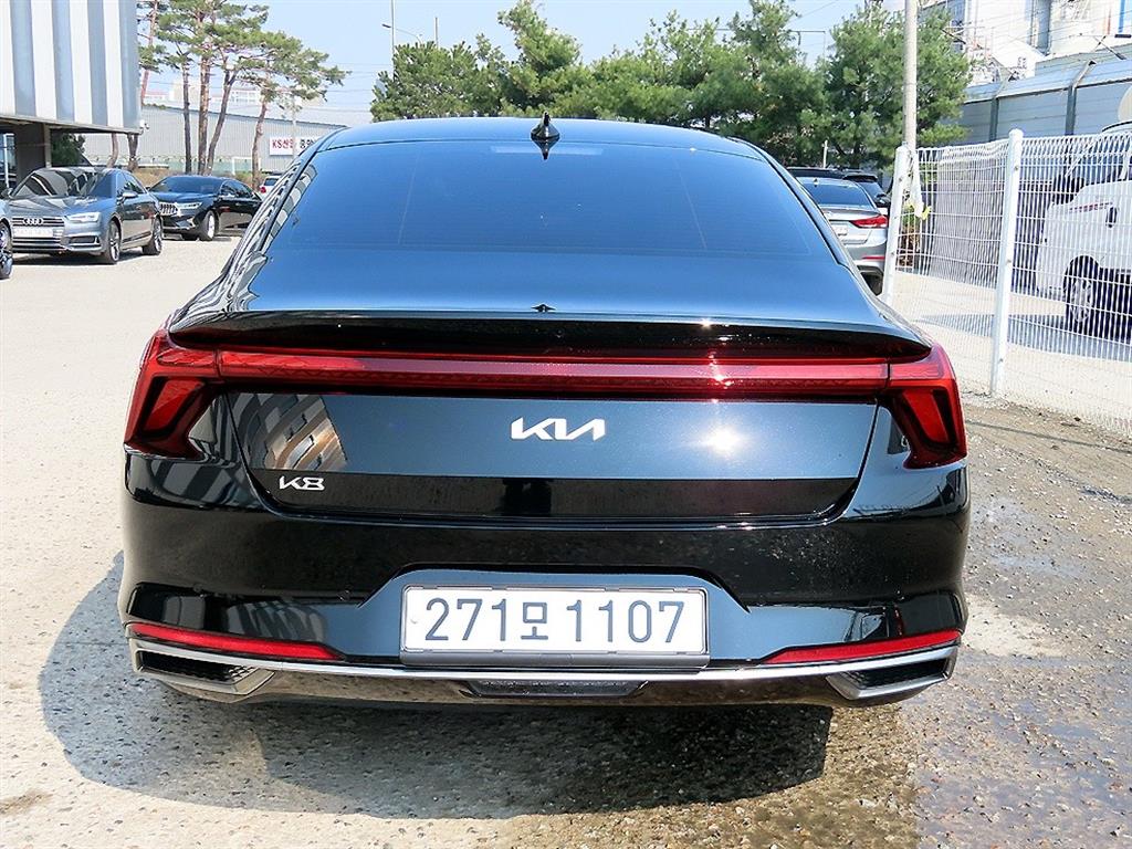 KIA K8 - Vista 4