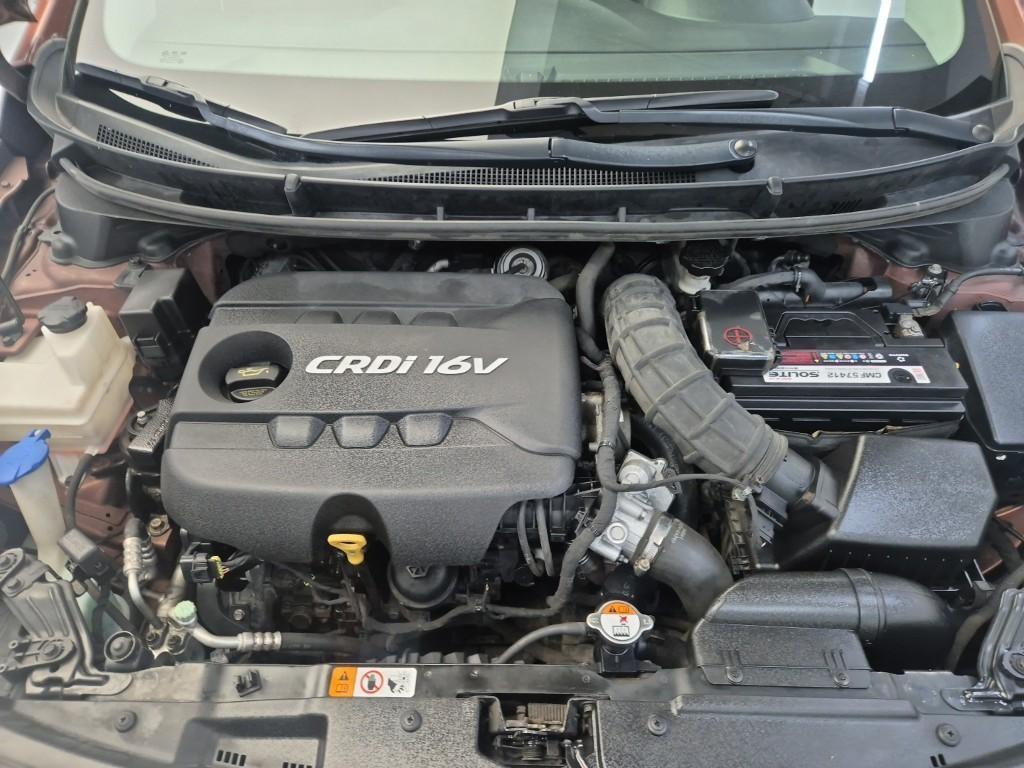 HYUNDAI i30 - Vista 5