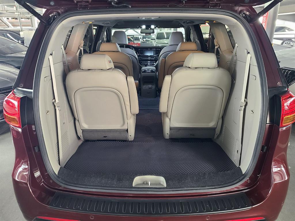 KIA Carnival 2017 Rojo - Importación desde Corea - HF Imports Iquique - Foto 18