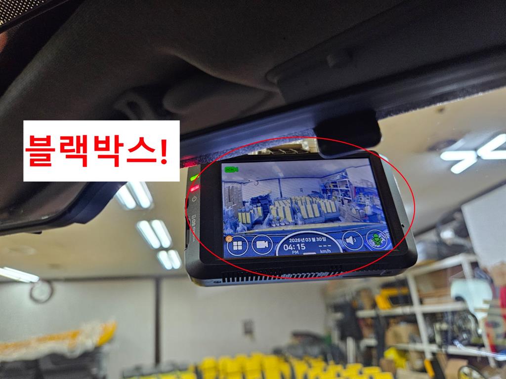 HYUNDAI Starex 2021 Amarillo - Importación desde Corea - HF Imports Iquique - Foto 15