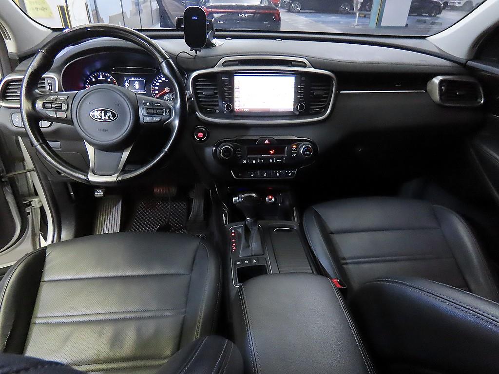 KIA Sorento - Vista 10