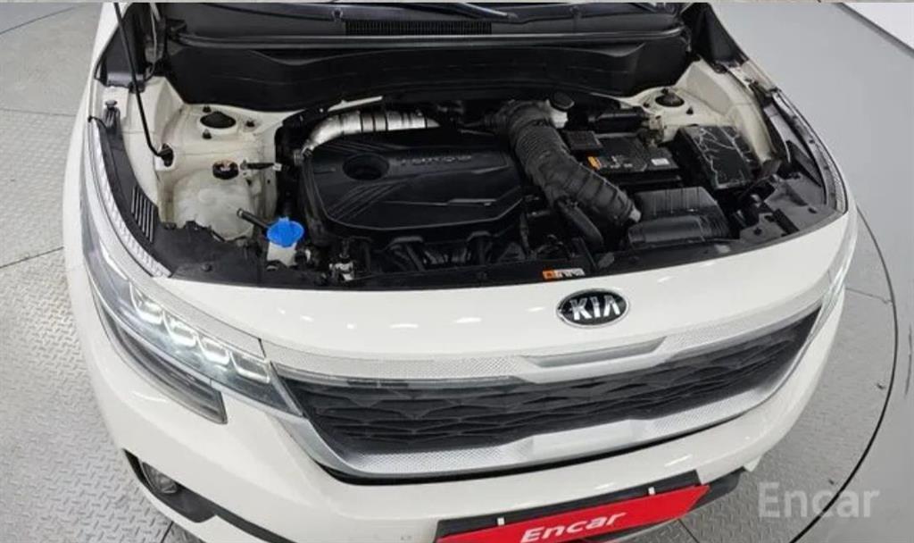 KIA Seltos - Vista 6