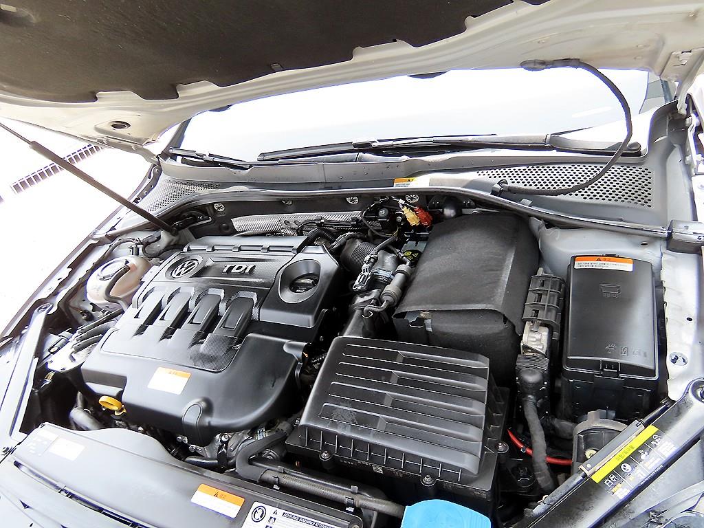 Volkswagen Golf 2015 Gris - Importación desde Corea - HF Imports Iquique - Foto 18