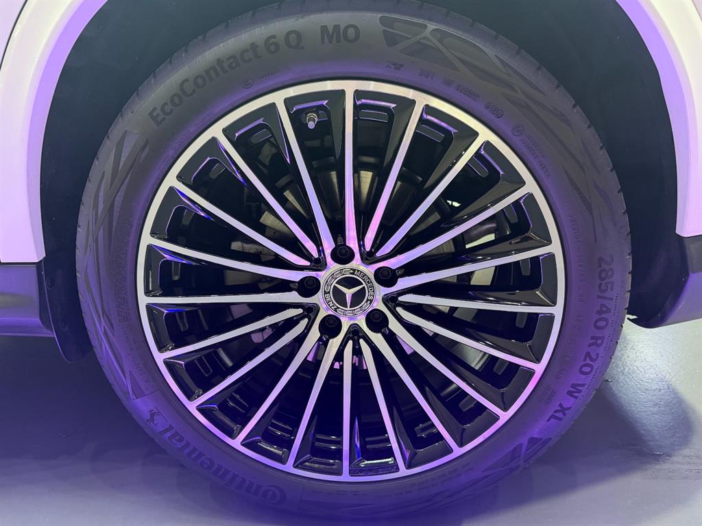 Mercedes Benz GLC Class - Vista 6