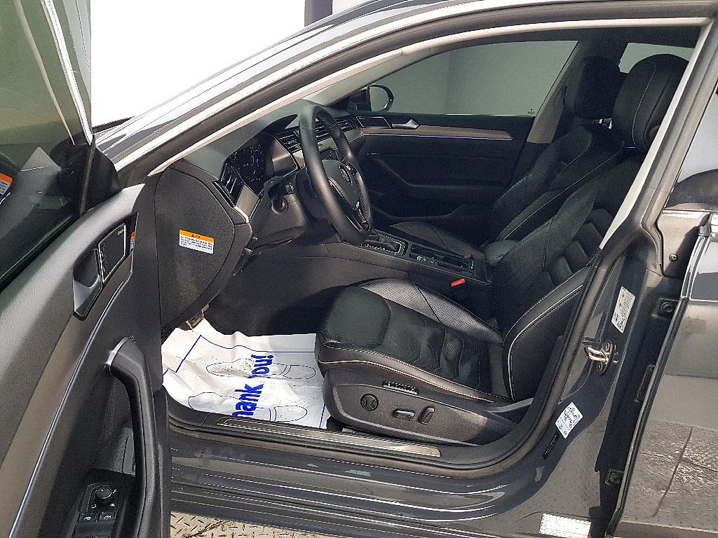 Volkswagen Arteon - Vista 8