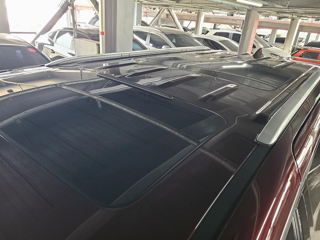 KIA Carnival - Vista 7