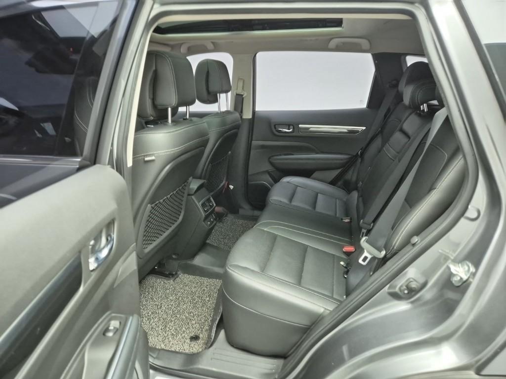 SAMSUNG QM6 - Vista 12