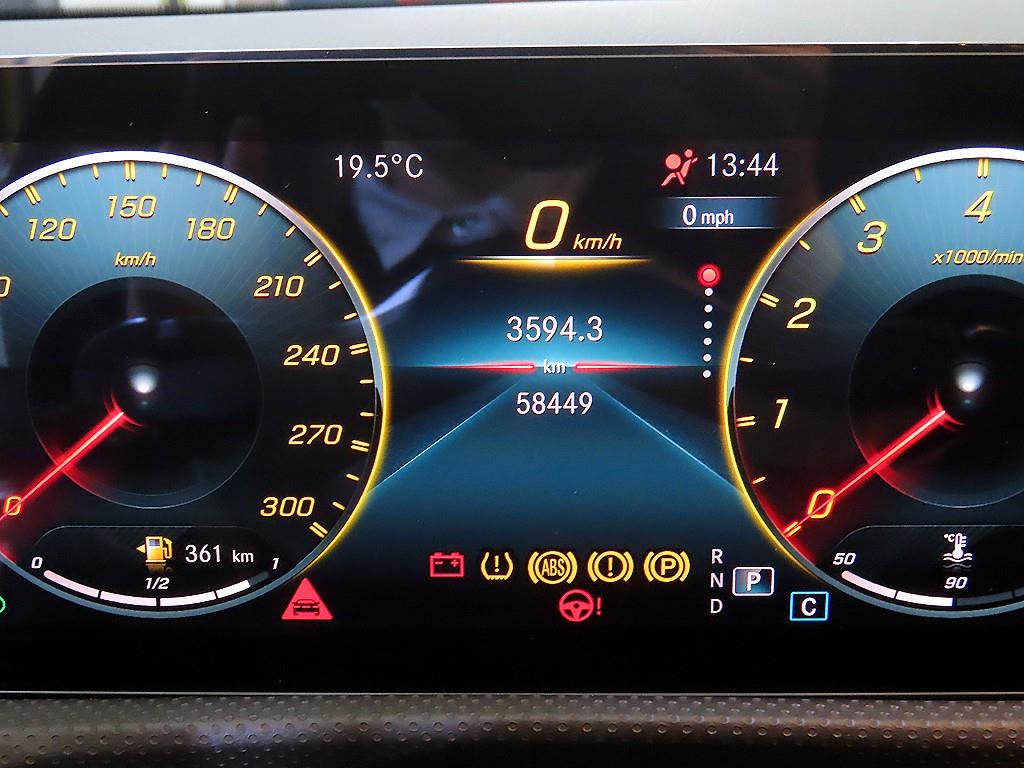 Mercedes Benz A Class - Vista 9