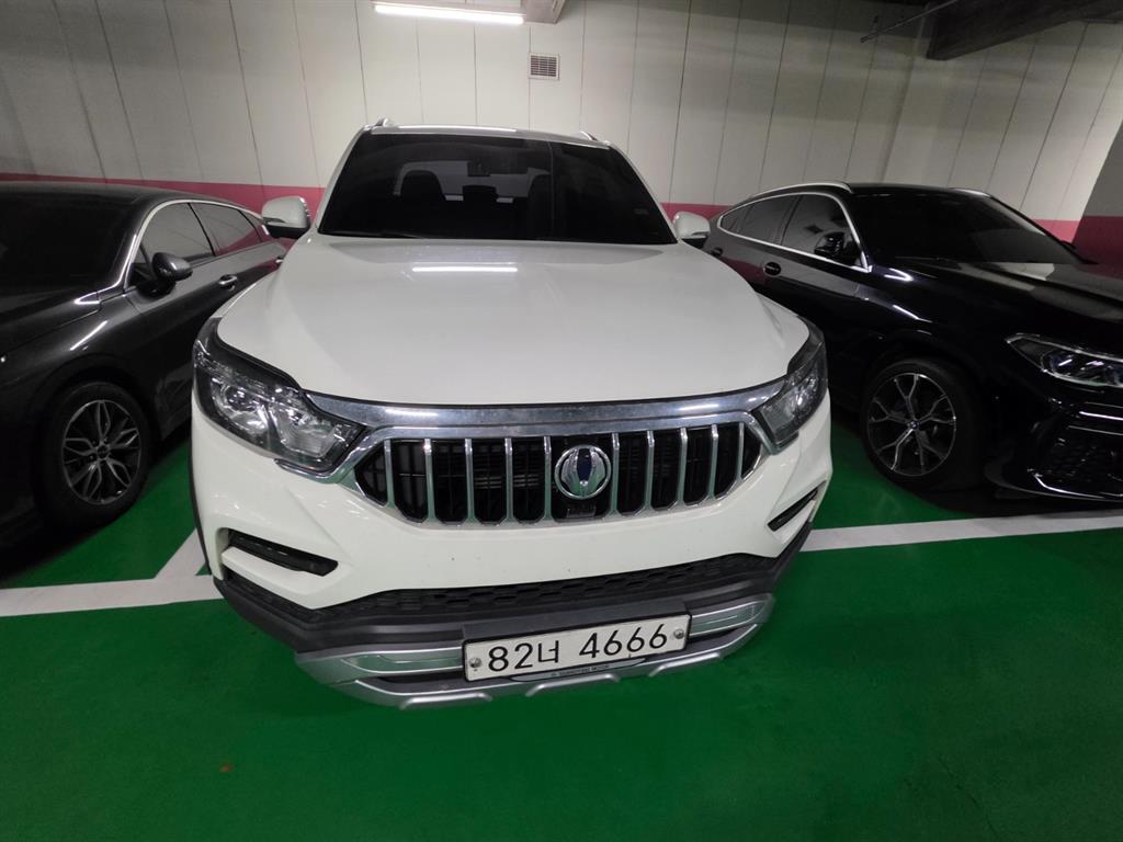 Ssangyong Rexton 2021 Blanco - Importación desde Corea - HF Imports Iquique - Foto 1