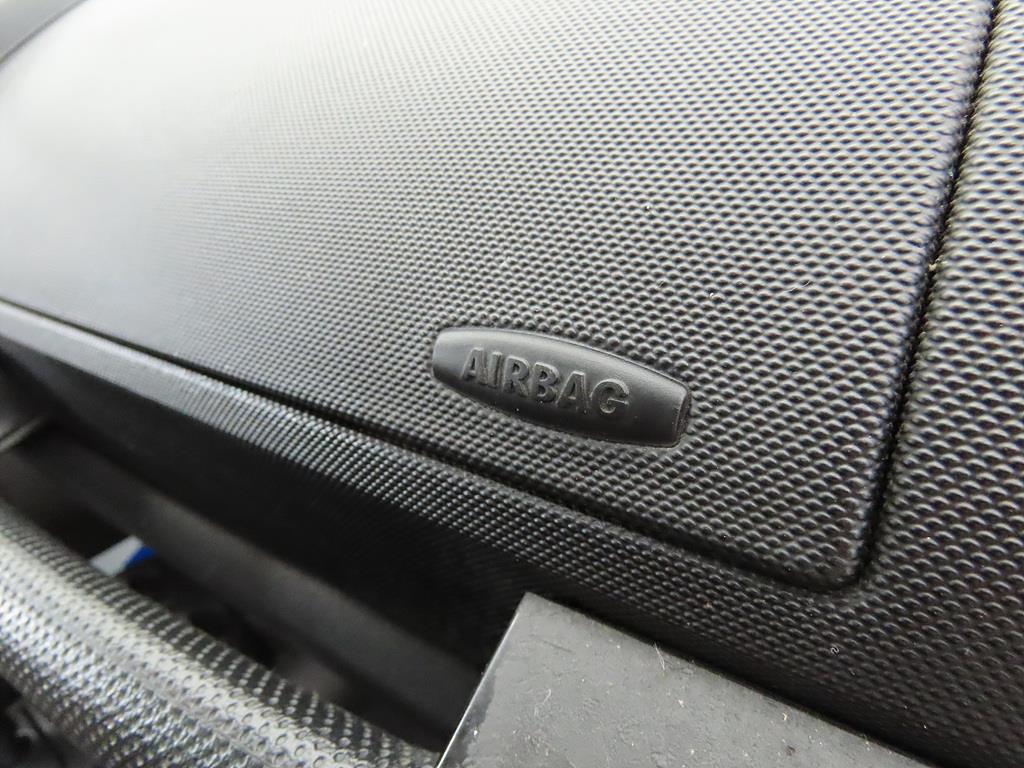 Volkswagen Beetle 2005 Verde - Importación desde Corea - HF Imports Iquique - Foto 15