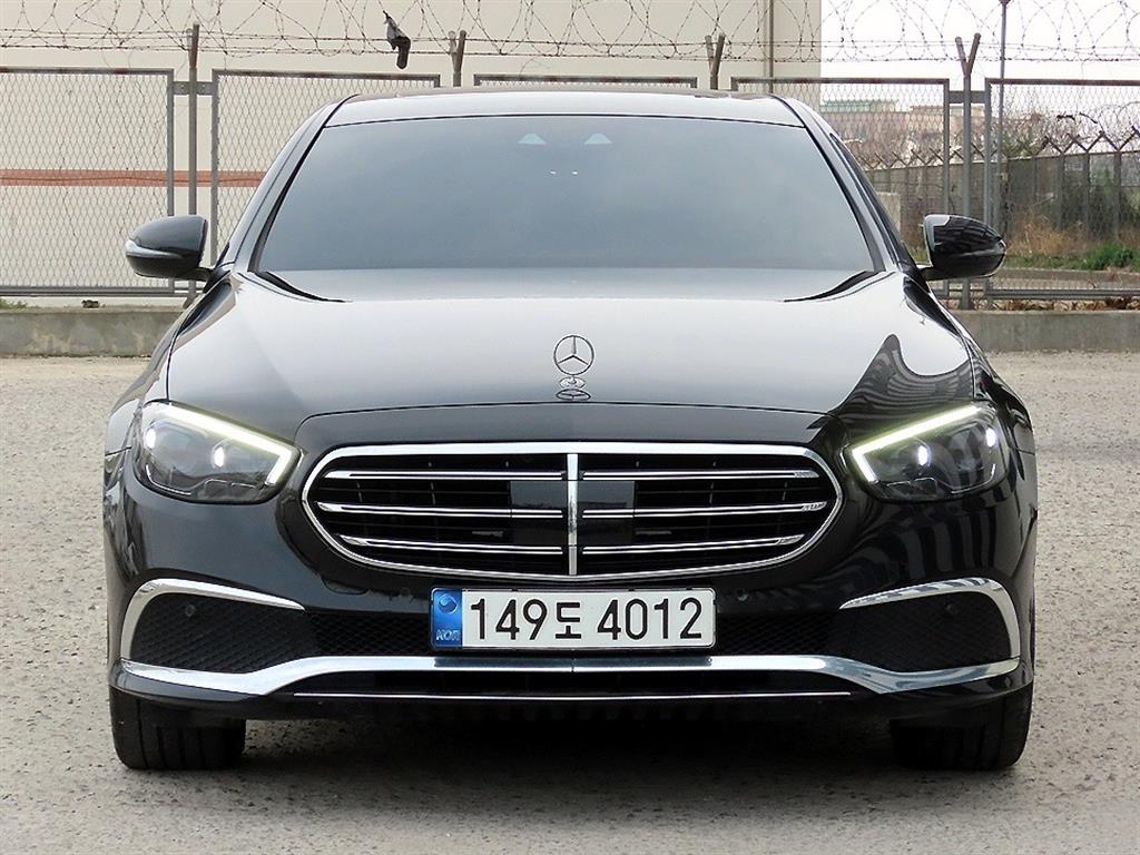 Mercedes Benz E class 2021 Negro - Importación desde Corea - HF Imports Iquique - Foto 1