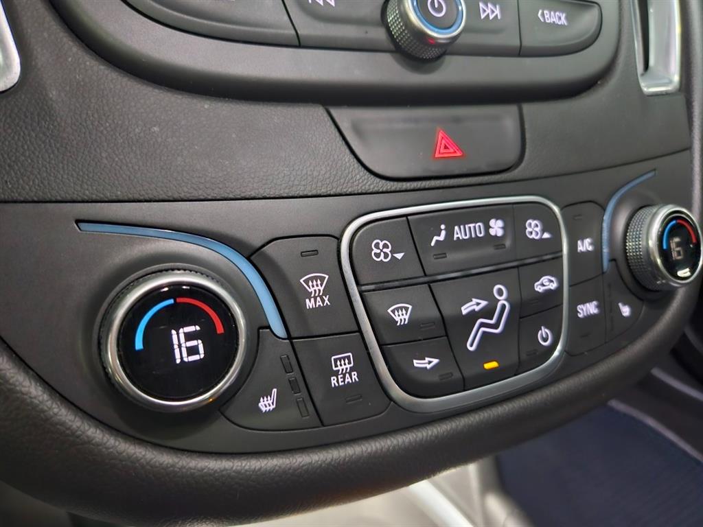 Chevrolet Malibu - Vista 10