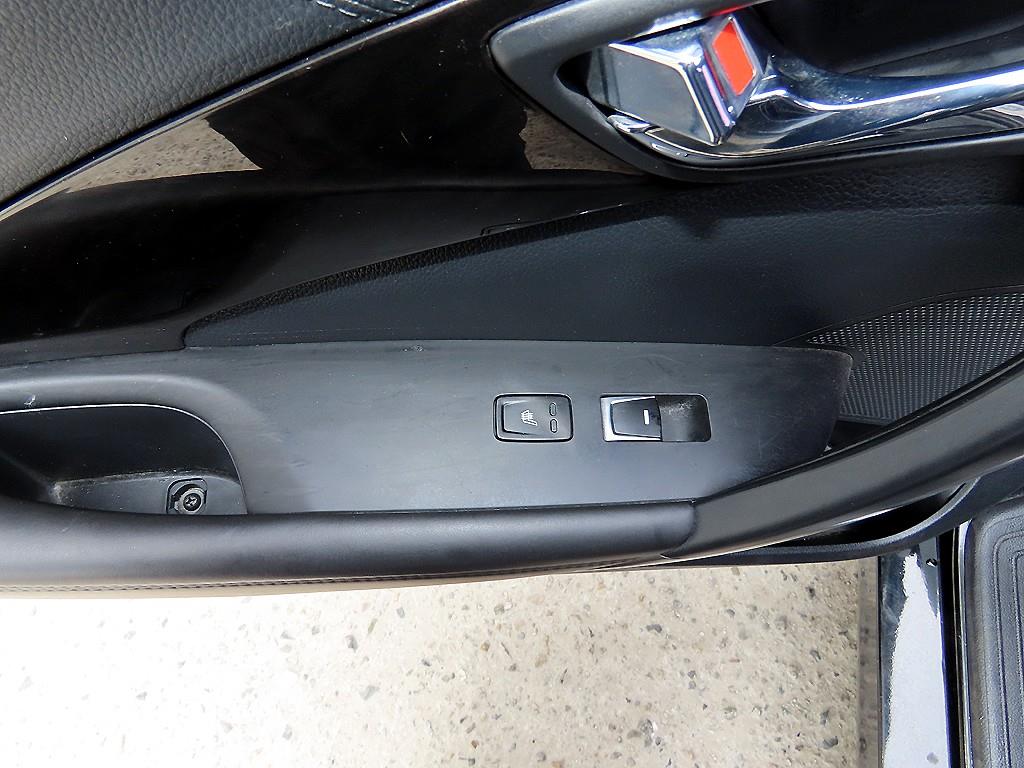 HYUNDAI Grandeur 2017 Negro - Importación desde Corea - HF Imports Iquique - Foto 18