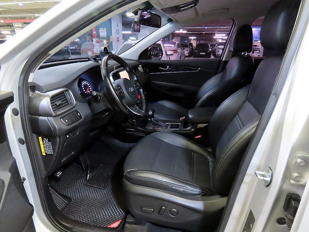 KIA Sorento - Vista 6