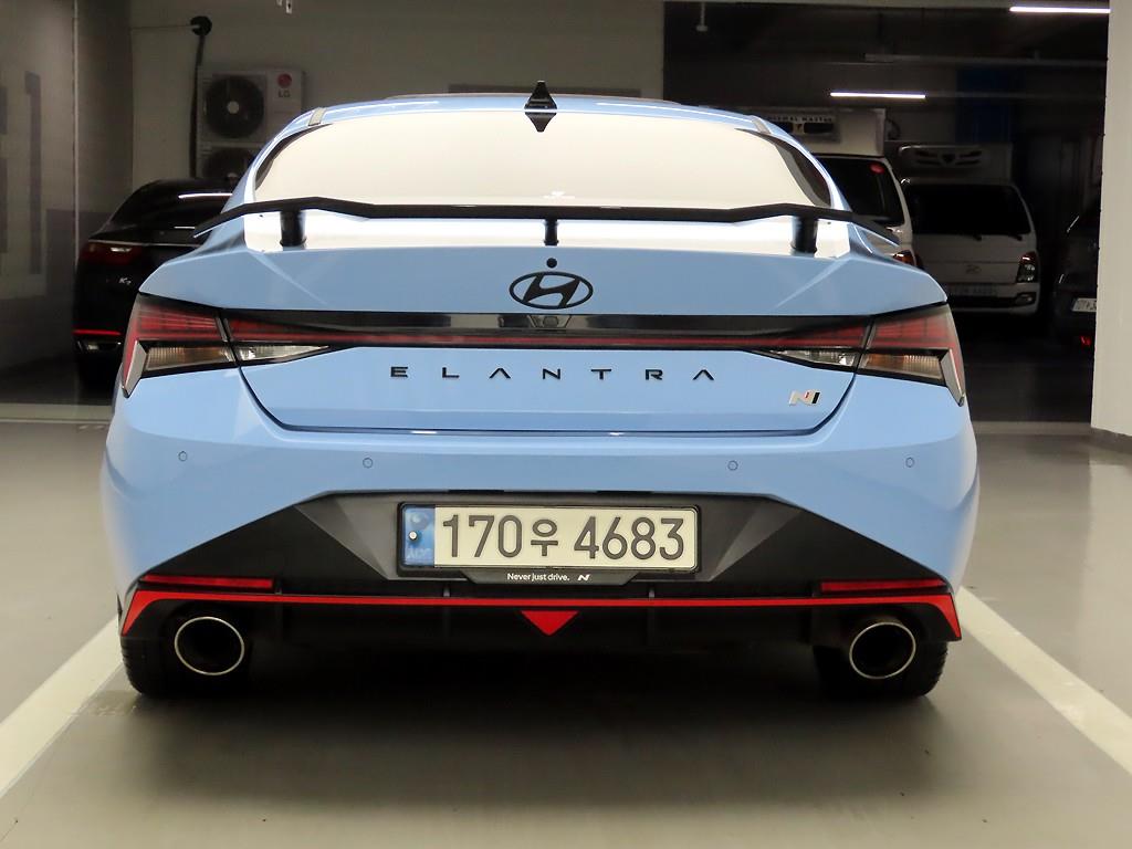 HYUNDAI Avante - Vista 3