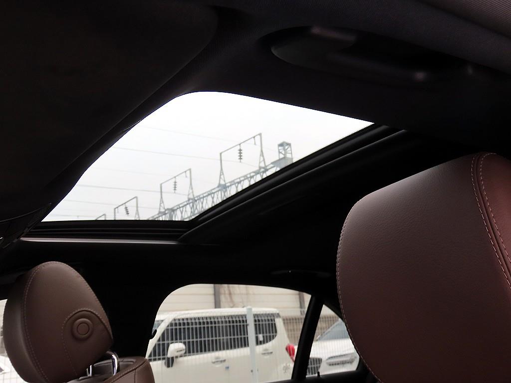 Mercedes Benz E class 2021 Negro - Importación desde Corea - HF Imports Iquique - Foto 17