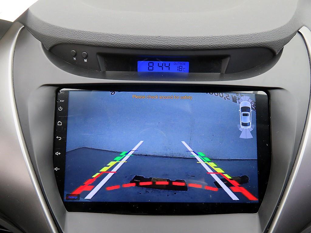 HYUNDAI Avante 2011 Blanco - Importación desde Corea - HF Imports Iquique - Foto 14