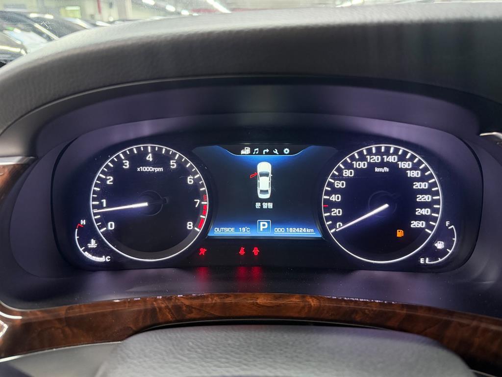 HYUNDAI Equus 2015 Negro - Importación desde Corea - HF Imports Iquique - Foto 13