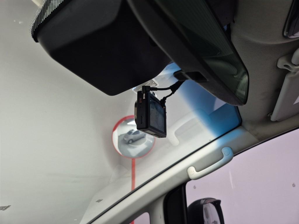 HYUNDAI Staria 2022 Plateado - Importación desde Corea - HF Imports Iquique - Foto 15