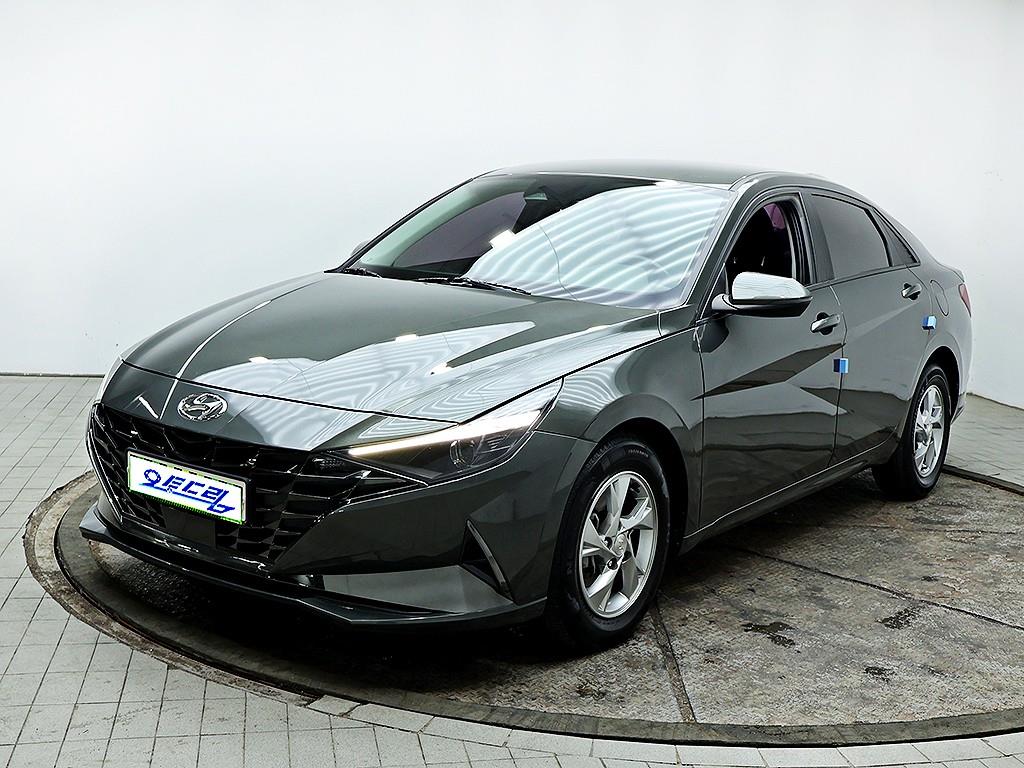 HYUNDAI Avante - Vista 3