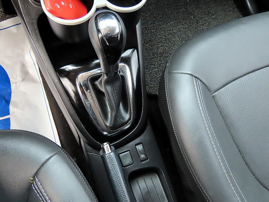 SAMSUNG QM3 - Vista 10