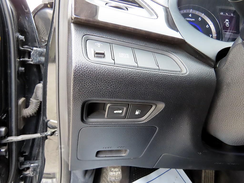 HYUNDAI Grandeur 2017 Negro - Importación desde Corea - HF Imports Iquique - Foto 13