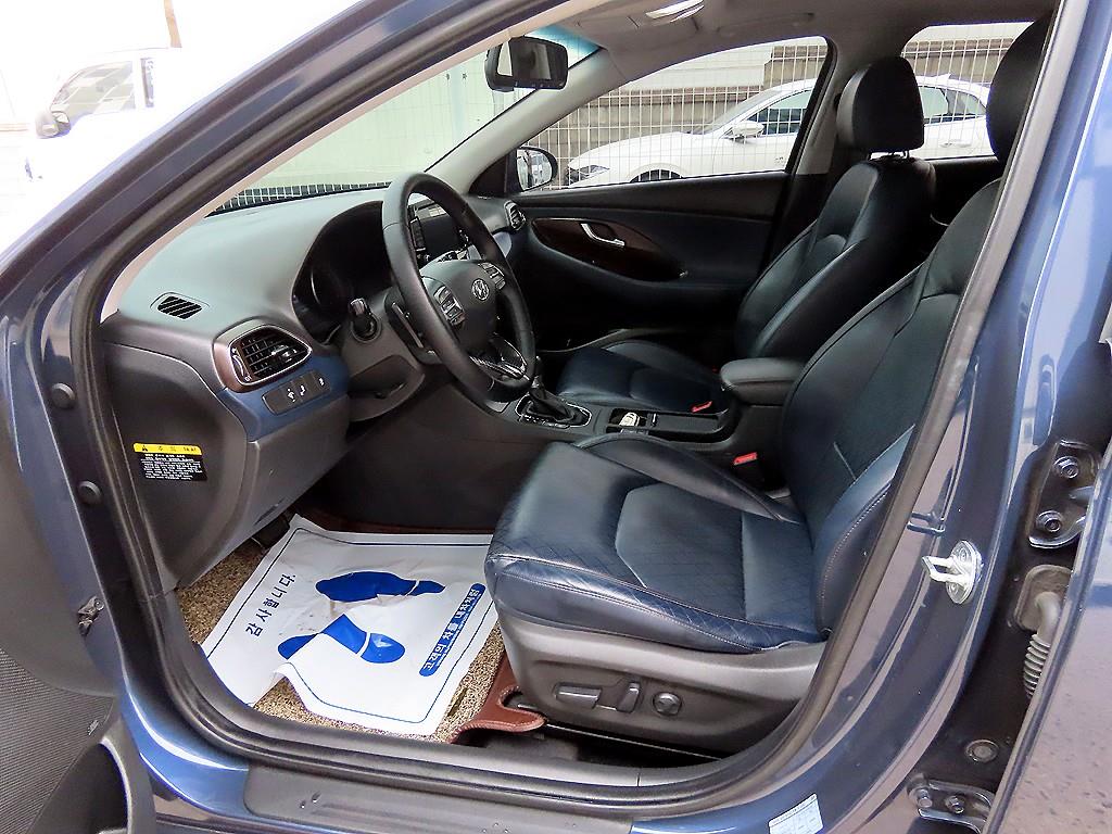 HYUNDAI i30 - Vista 5