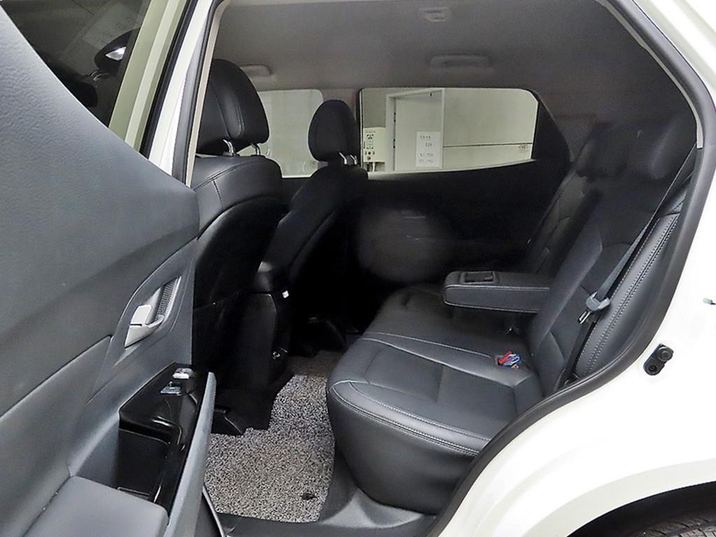 Ssangyong Korando - Vista 6