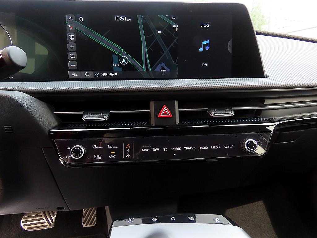 KIA EV6 2024 Blanco - Importación desde Corea - HF Imports Iquique - Foto 14