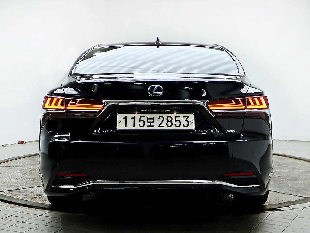 Lexus LS - Vista 5