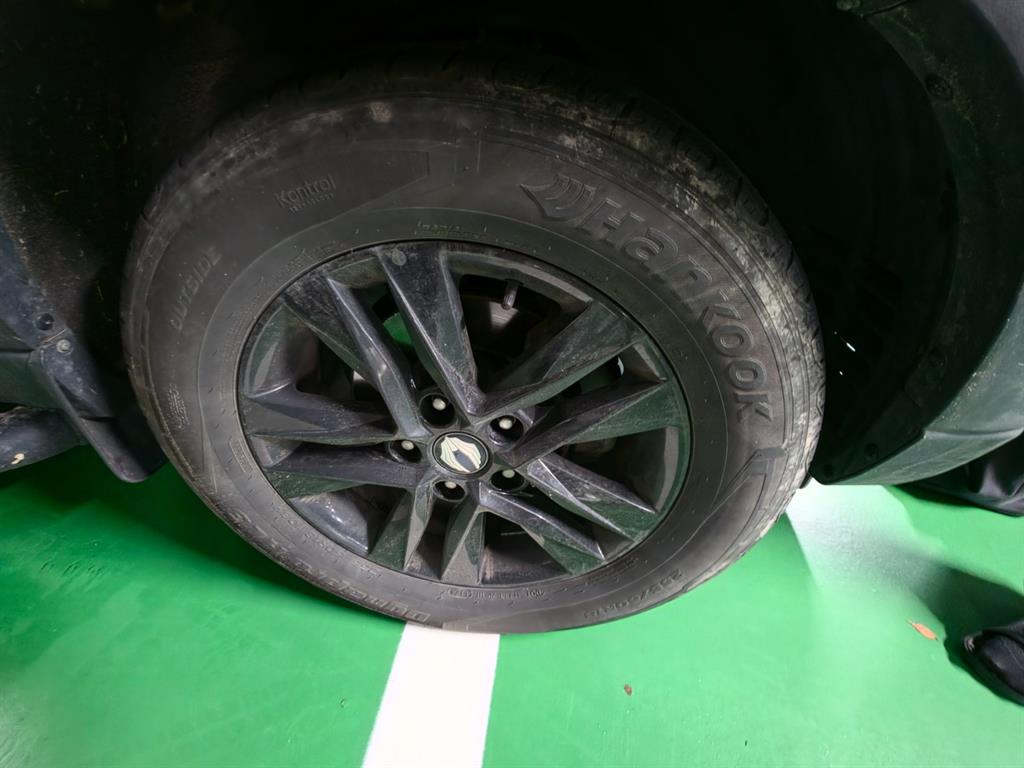 Ssangyong Rexton - Vista 11