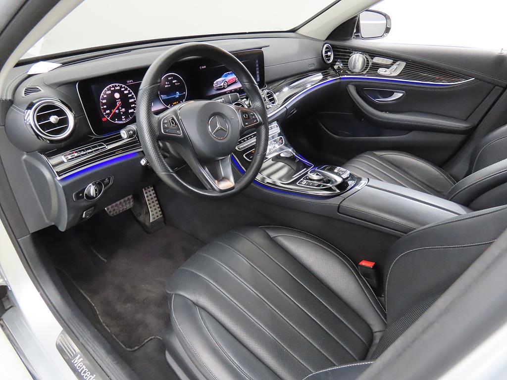 Mercedes Benz E class - Vista 6