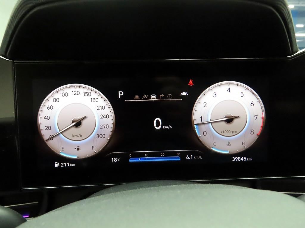 HYUNDAI Avante - Vista 6