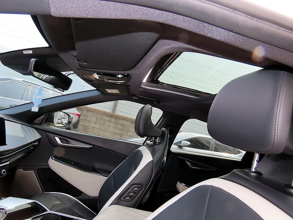 KIA EV6 2024 Blanco - Importación desde Corea - HF Imports Iquique - Foto 16