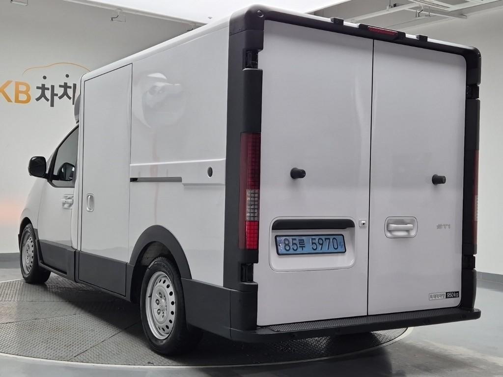 Small Truck Cargo (small) - Vista 2