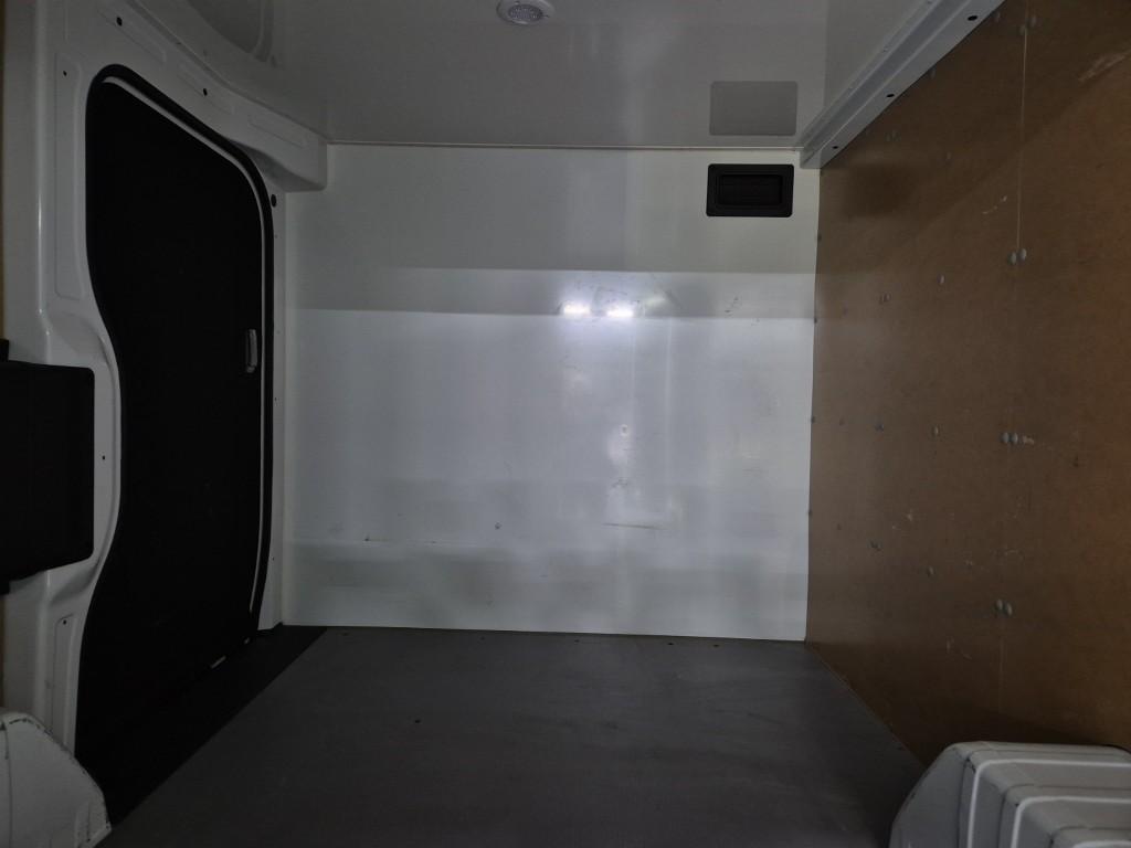 Small Truck Cargo (small) 2025 Blanco - Importación desde Corea - HF Imports Iquique - Foto 18