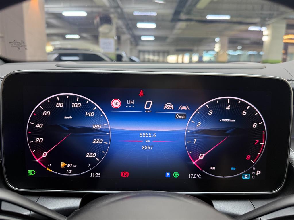 Mercedes Benz GLC Class - Vista 10