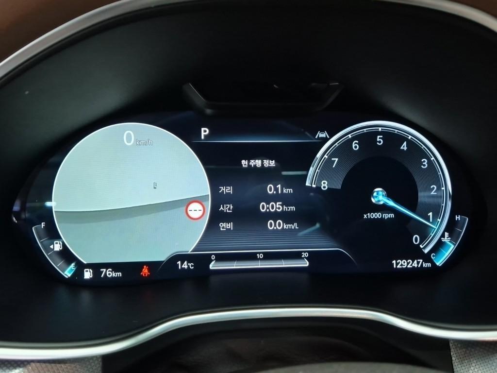 Genesis G80 - Vista 6