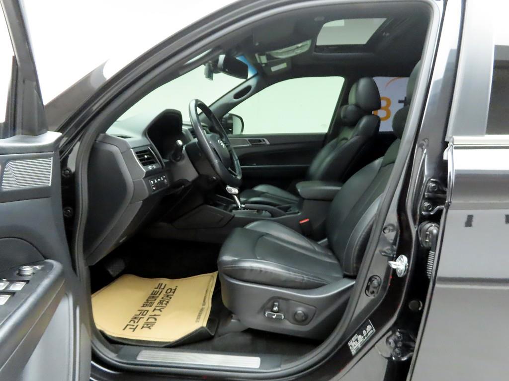 Ssangyong Rexton - Vista 12