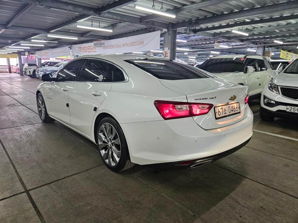 Chevrolet Malibu - Vista 4