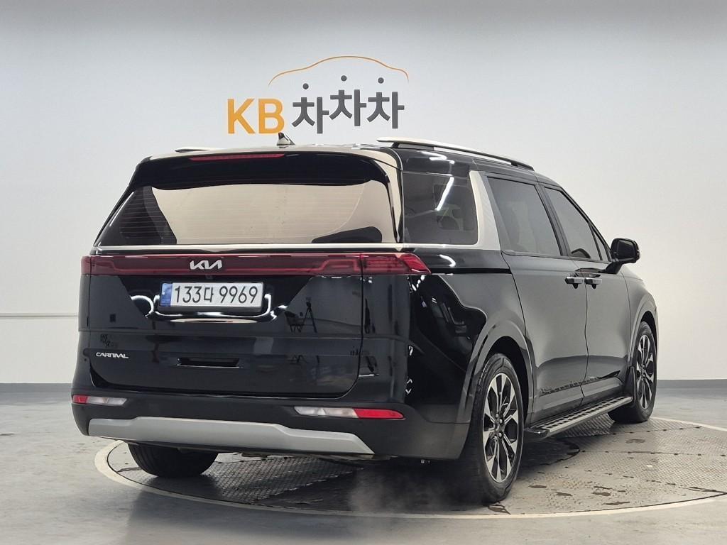 KIA Carnival - Vista 3