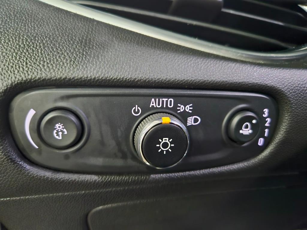 Chevrolet Malibu 2017 Blanco - Importación desde Corea - HF Imports Iquique - Foto 14