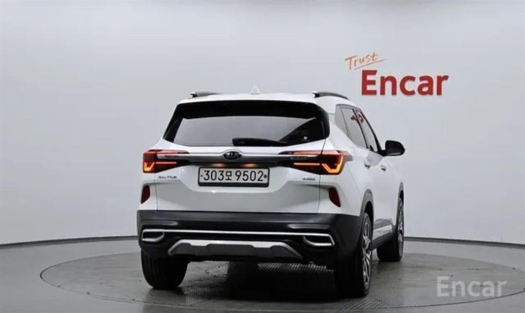 KIA Seltos - Vista 4