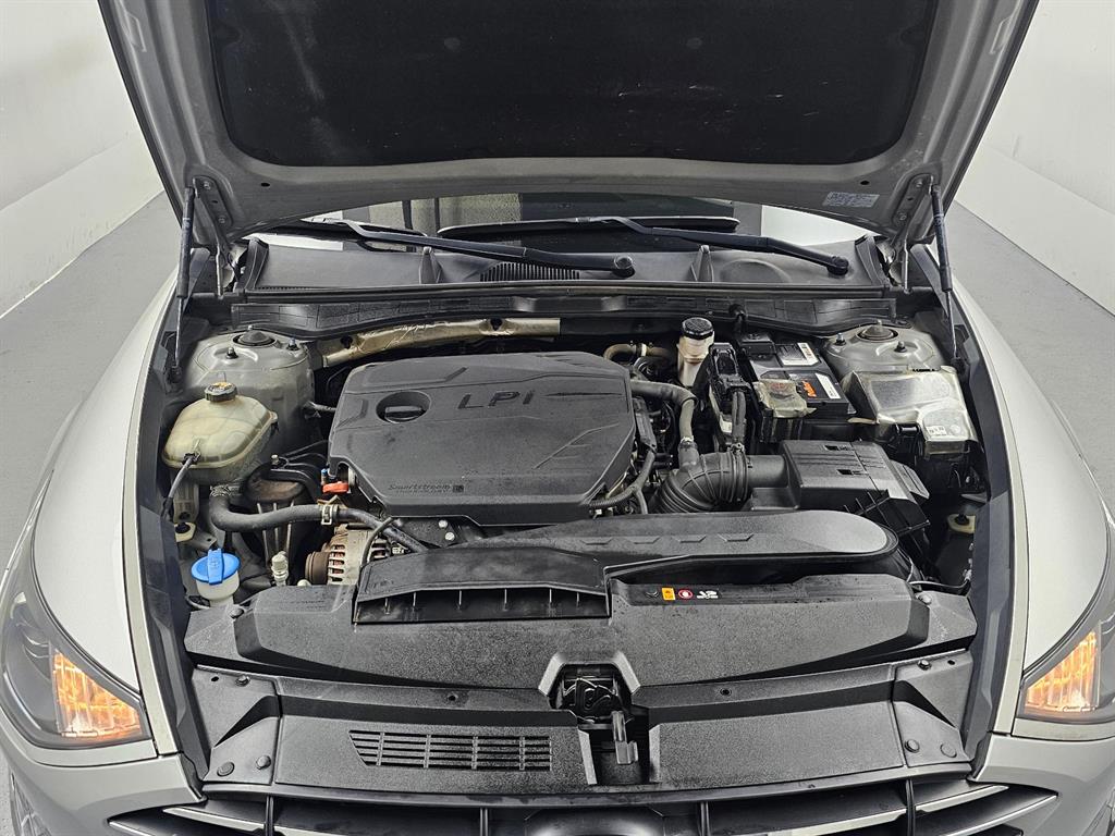 HYUNDAI Sonata - Vista 6