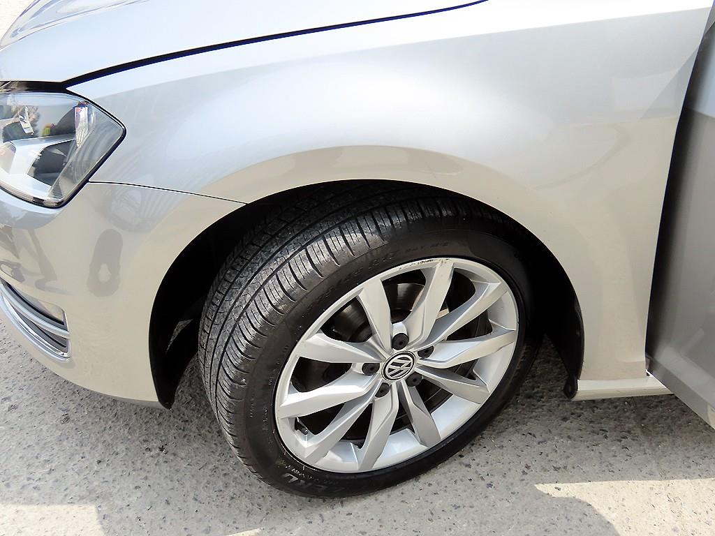Volkswagen Golf 2015 Gris - Importación desde Corea - HF Imports Iquique - Foto 19