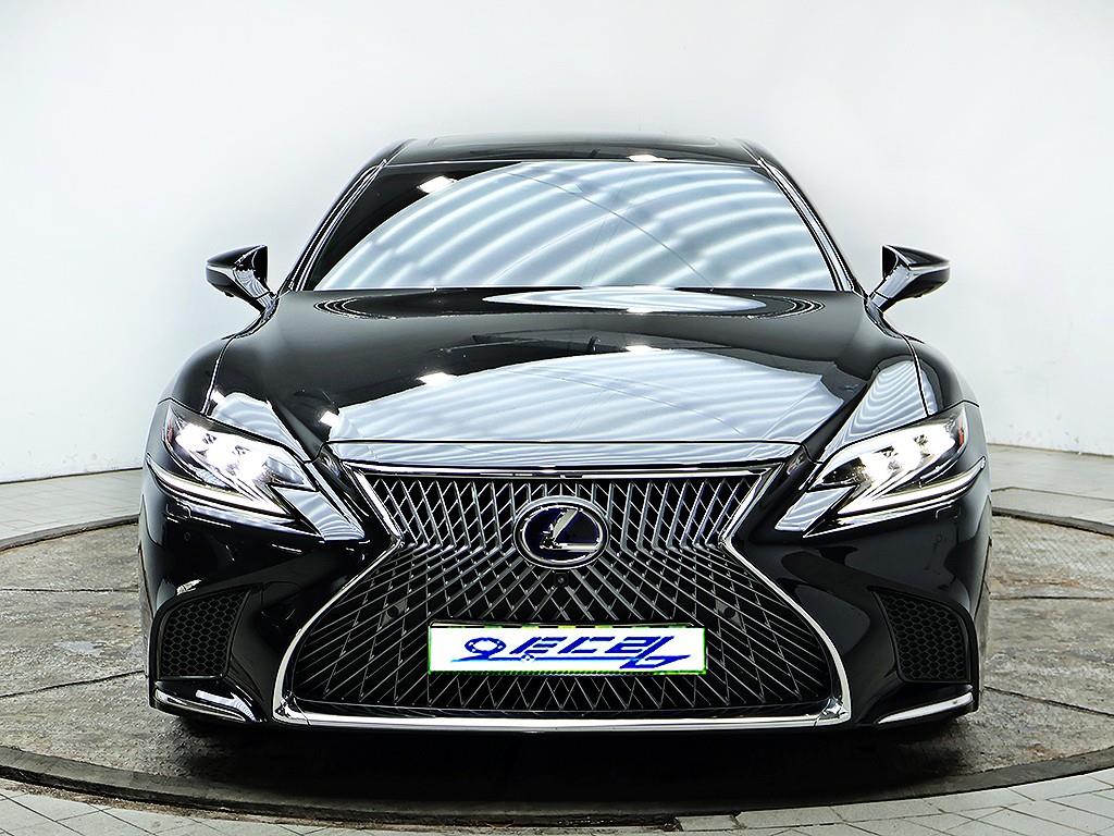 Lexus LS - Vista 3